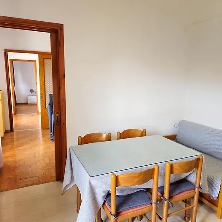 Idyllic Escape 아파트 Gomation